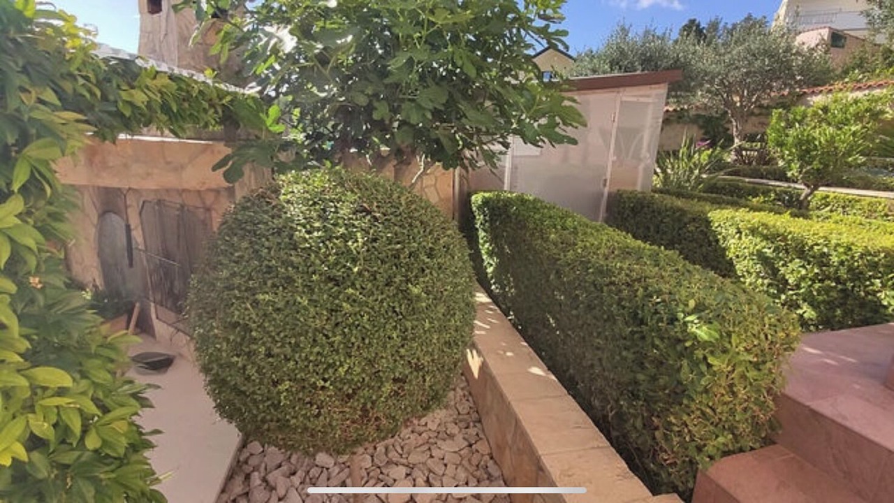 Photo of Outdoor in Slatine
