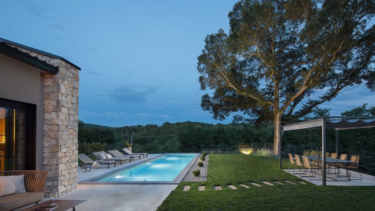 Photo of Outdoor in Skropeti