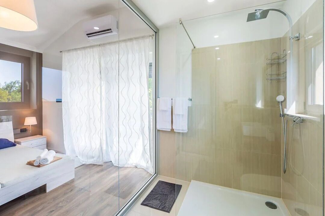Photo of Bathroom in Kras