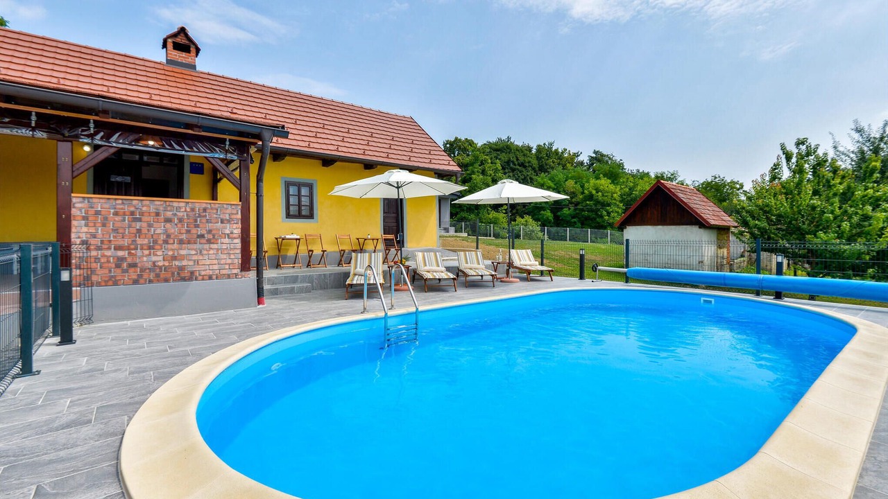 Photo of Outdoor in Cestica