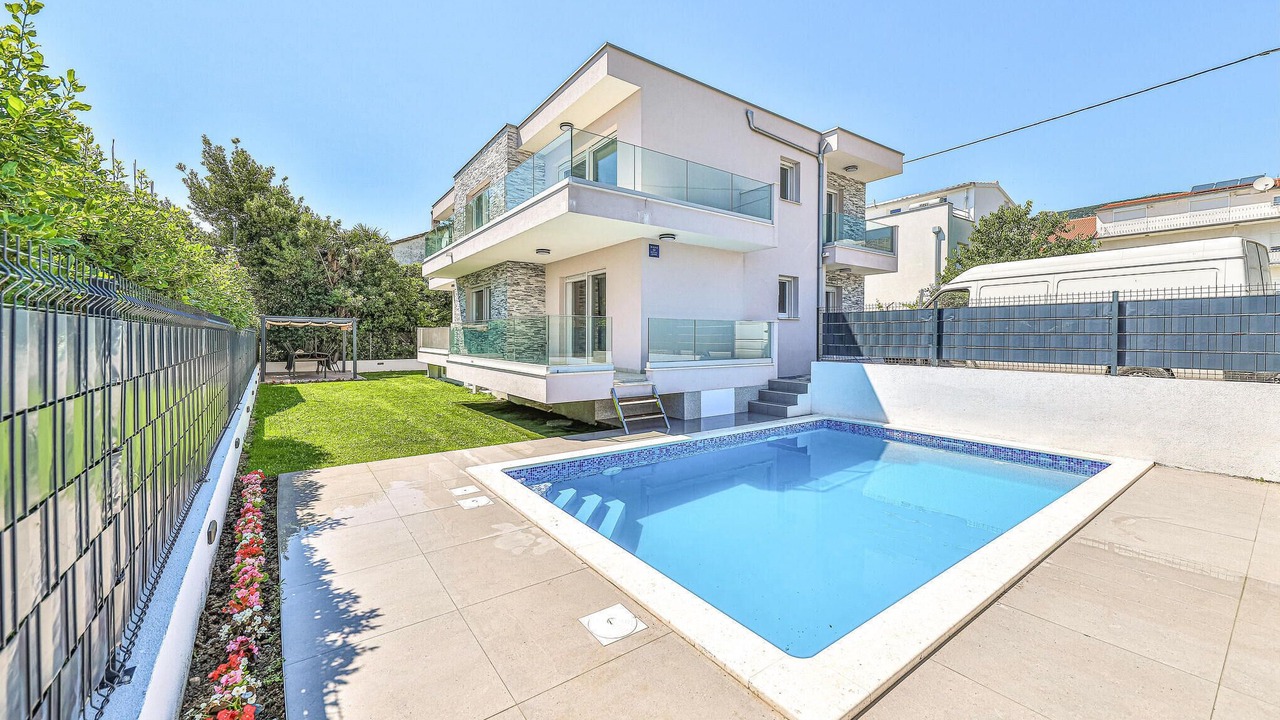 Photo of Outdoor in Kastel Luksic
