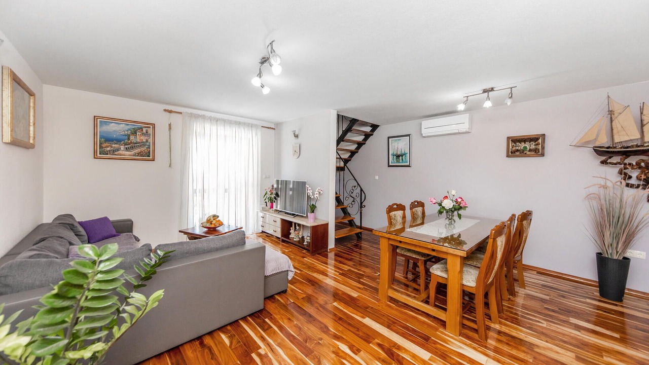 Photo of Bedroom in Seget Donji