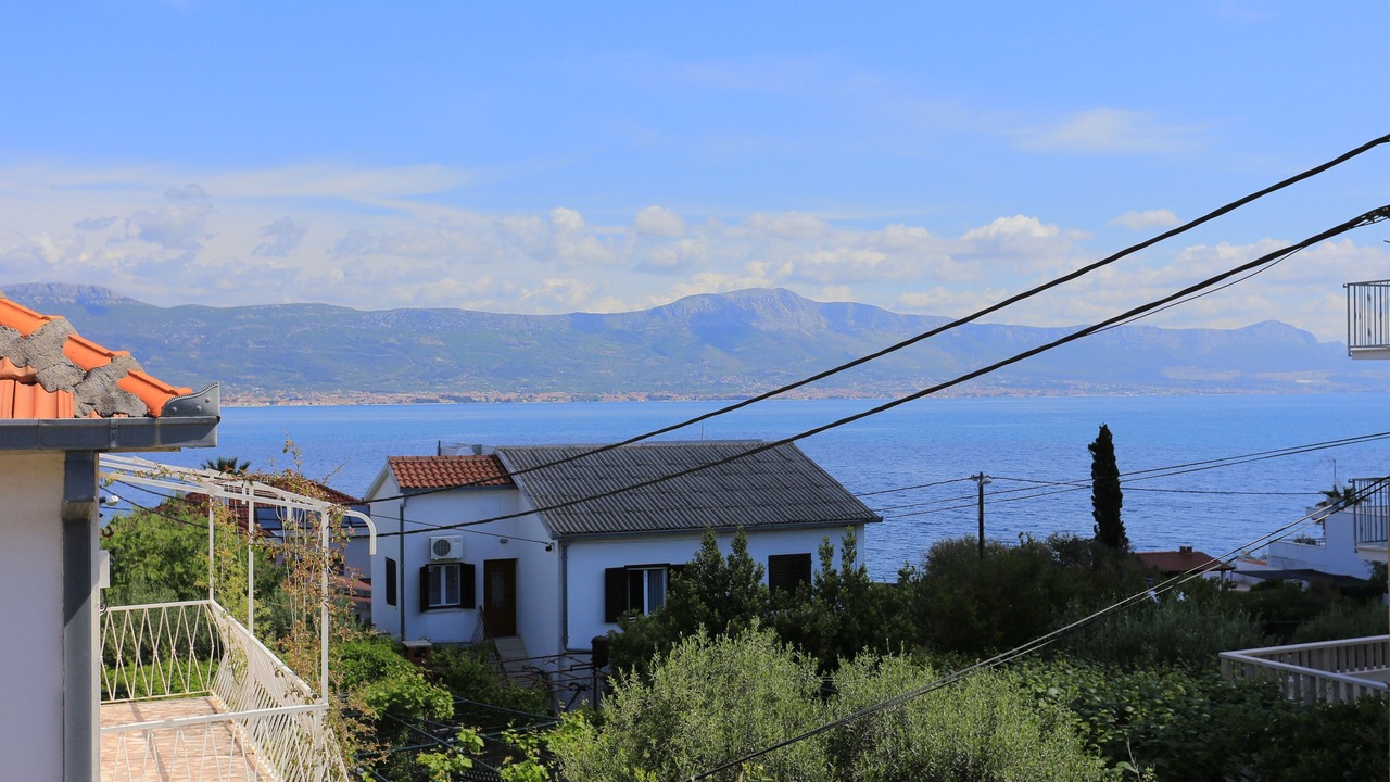 Photo of Others in Businci