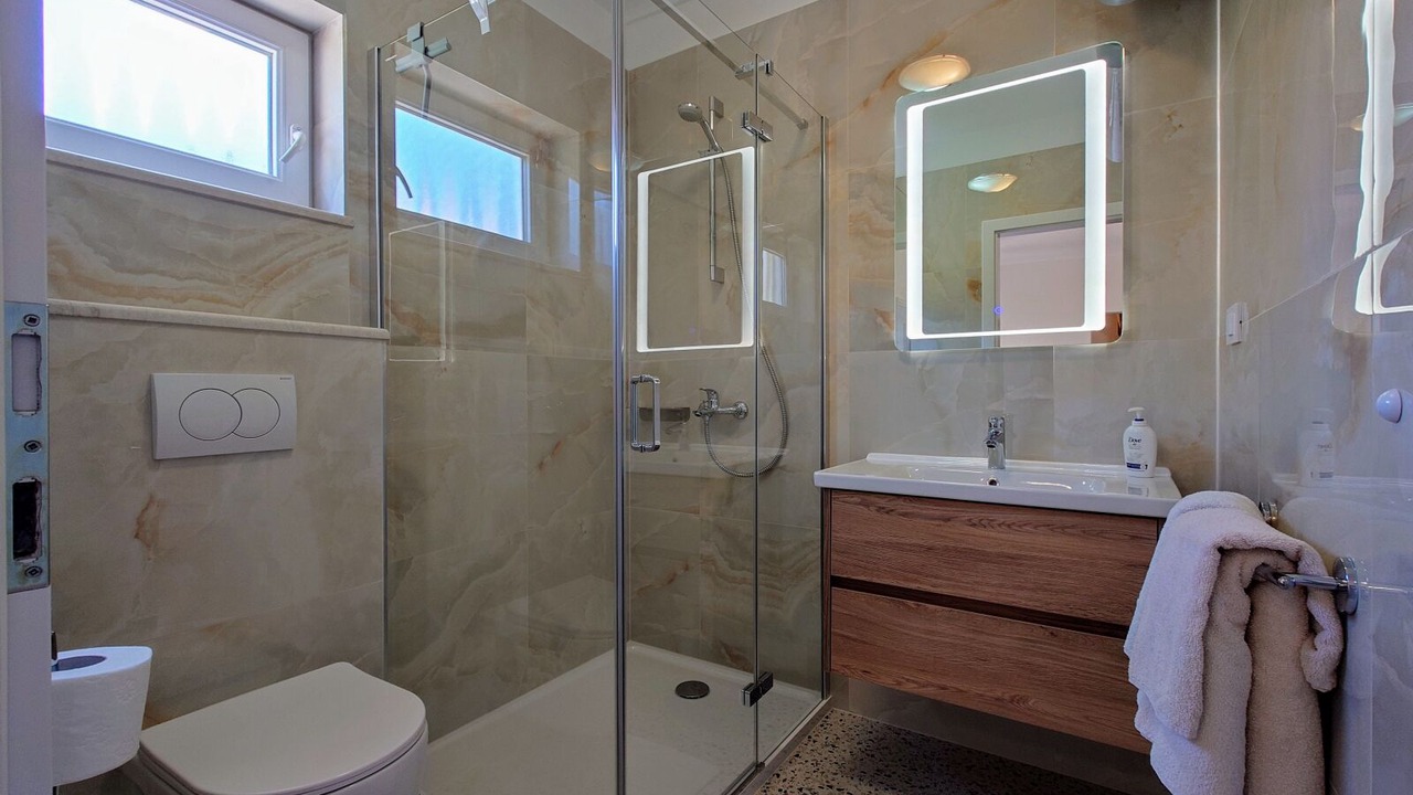 Photo of Bathroom in Kampor