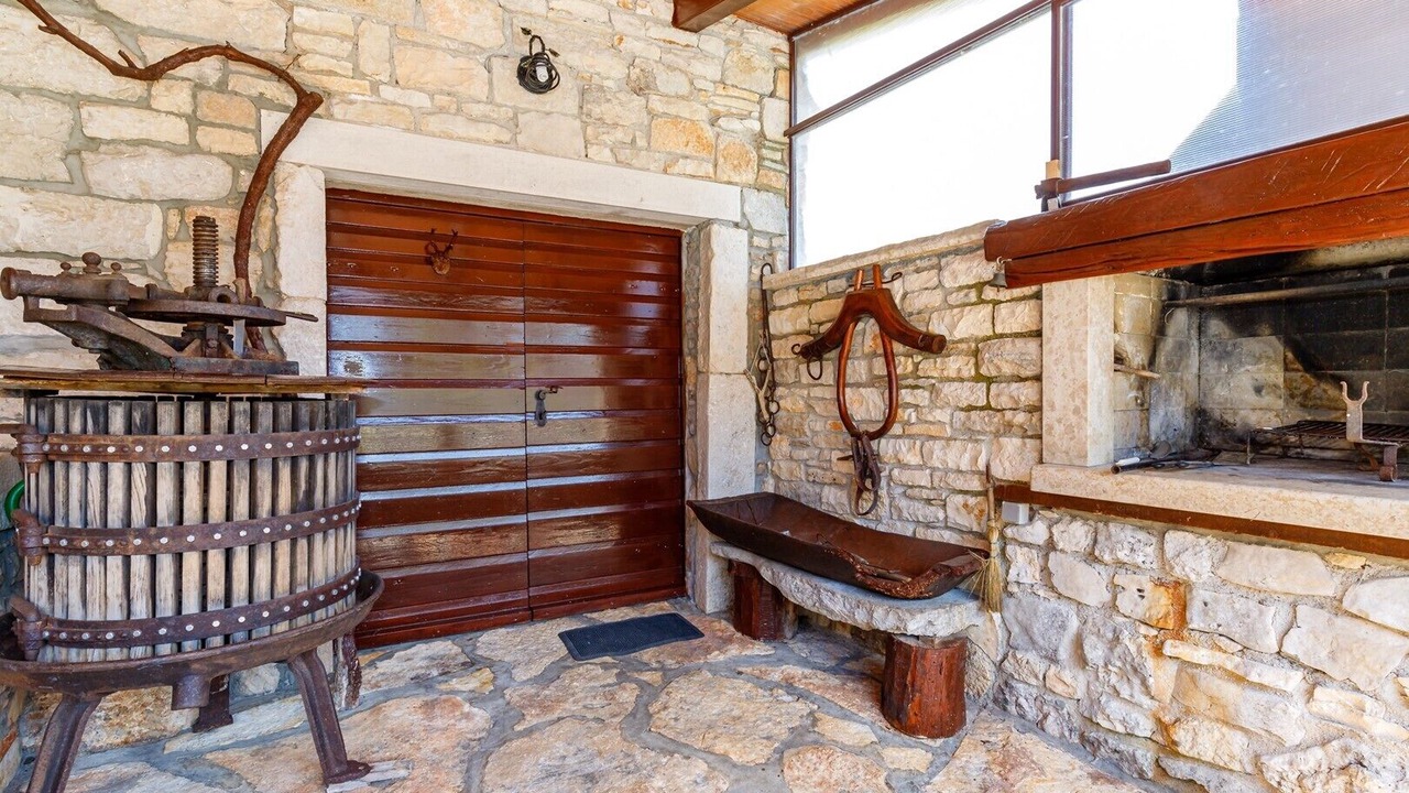 Photo of Outdoor in Kruncici