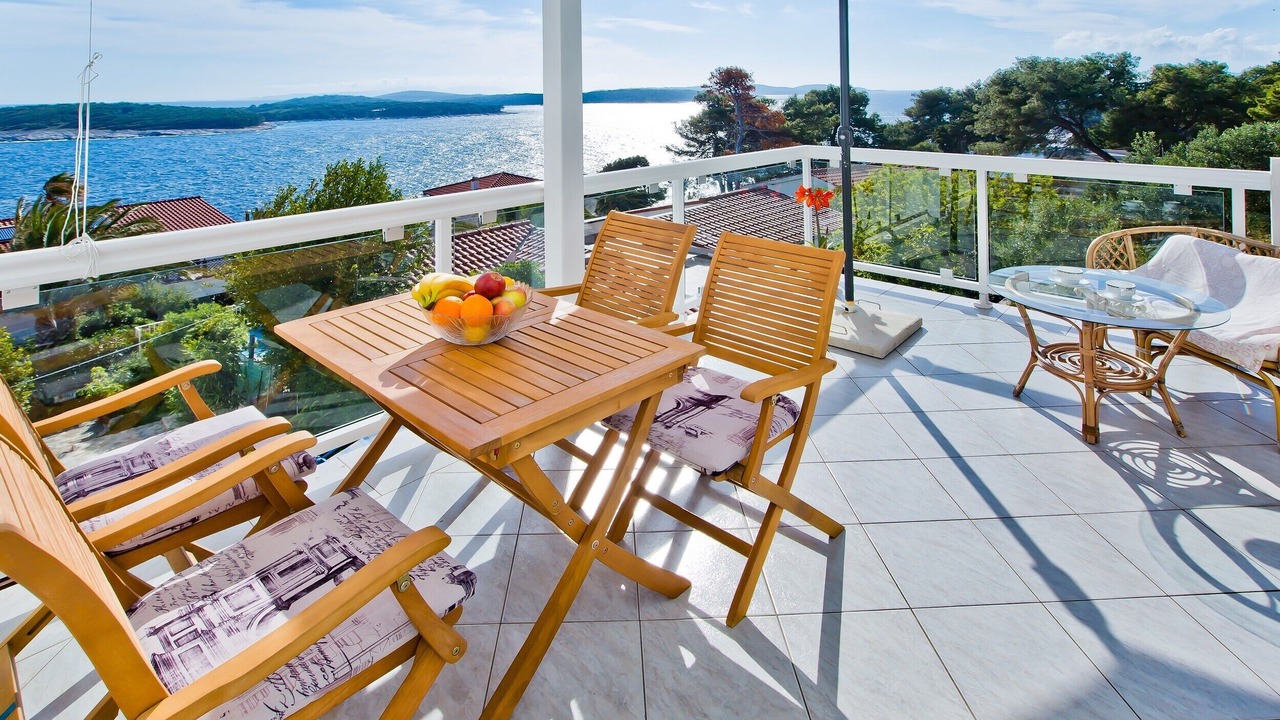 Photo of Patio Balcony in Krizni rat
