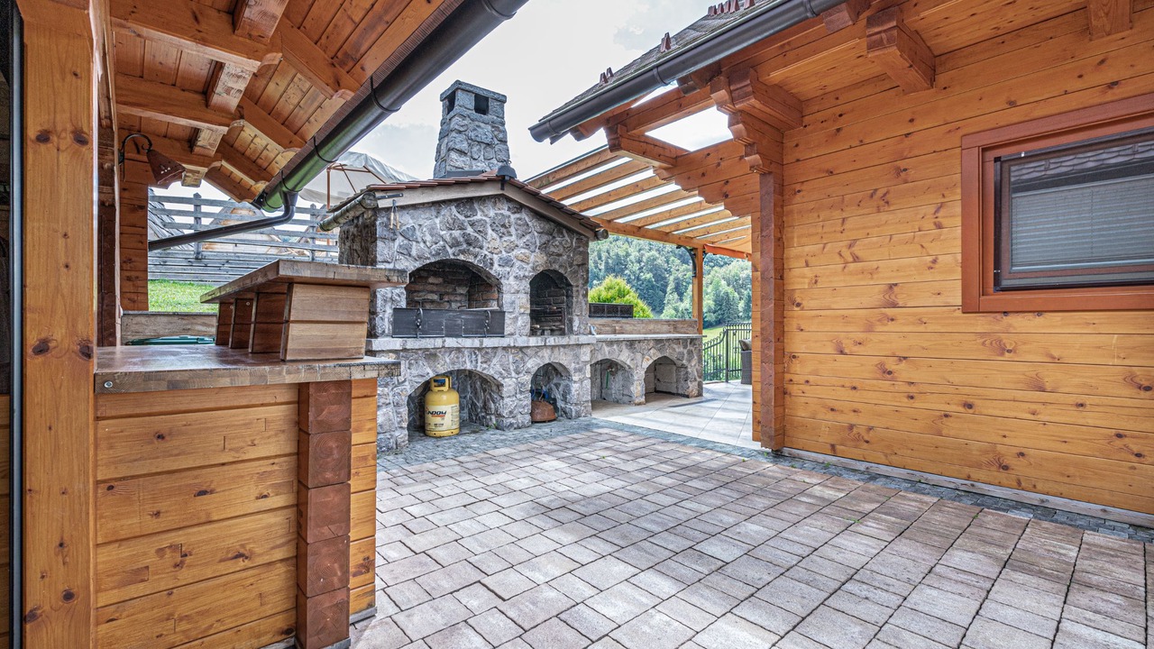 Photo of Outdoor in Bostanj