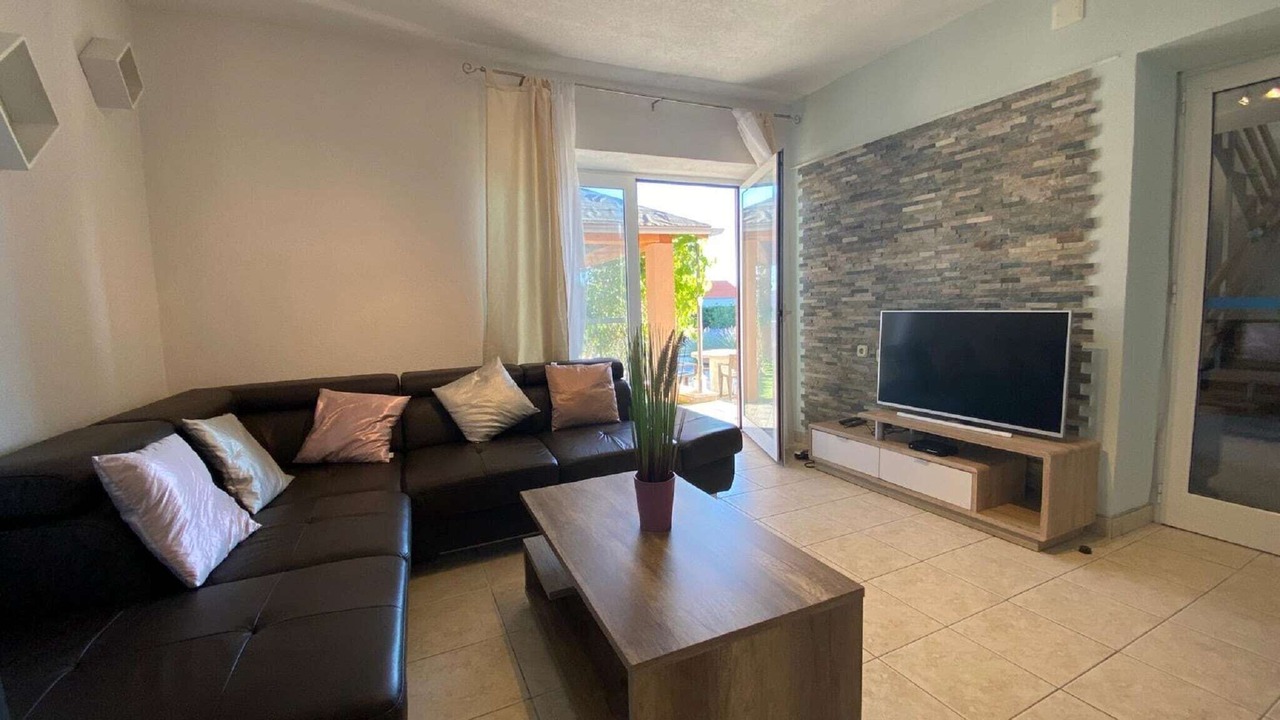 Photo of Livingroom in Lisicici