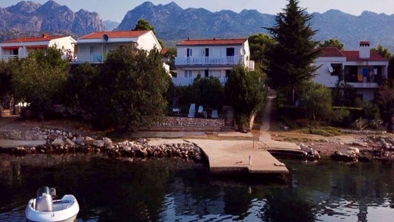 Photo of Outdoor in Seline