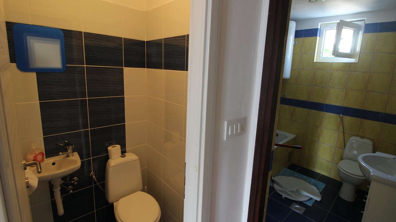 Photo of Bathroom in Seline