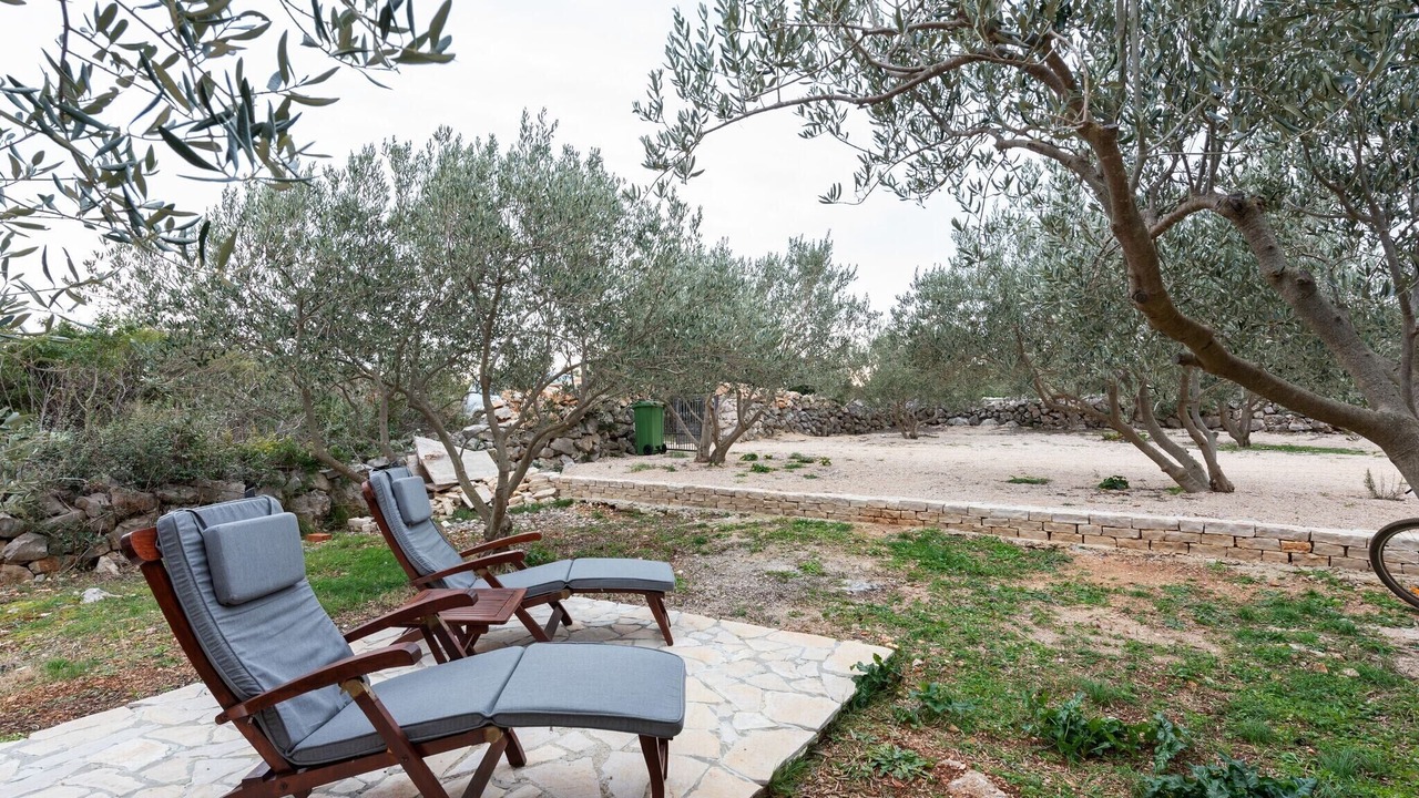 Photo of Outdoor in Pakostane