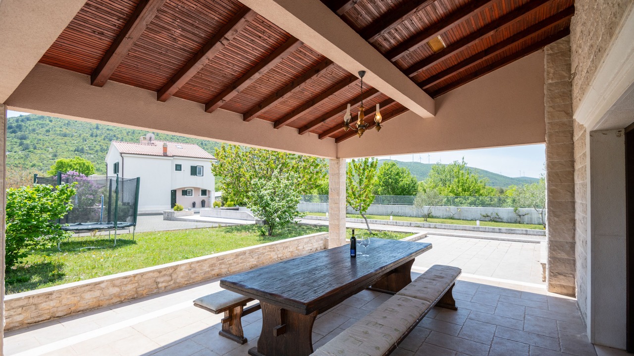 Photo of Outdoor in Seget