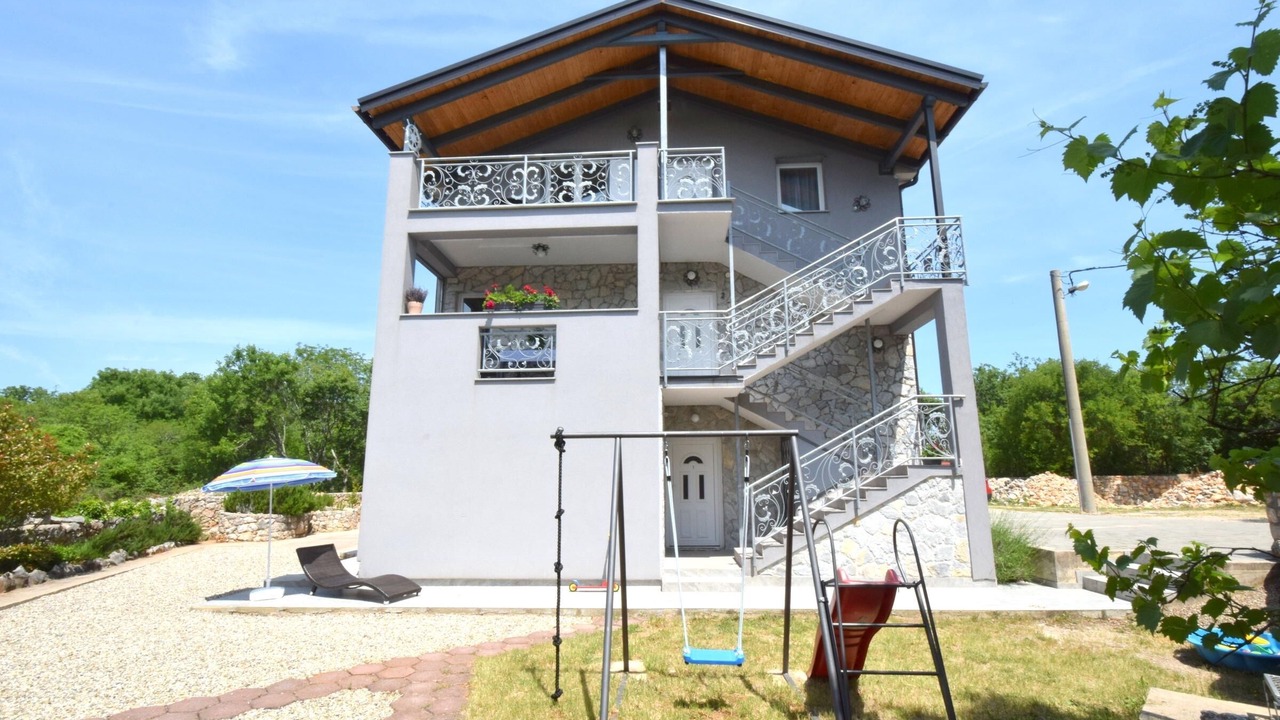 Photo of Others in Gabonjin