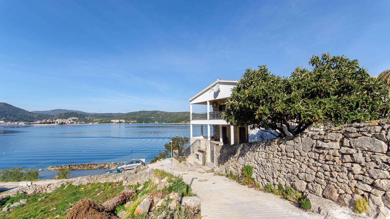 Photo of Outdoor in Vis