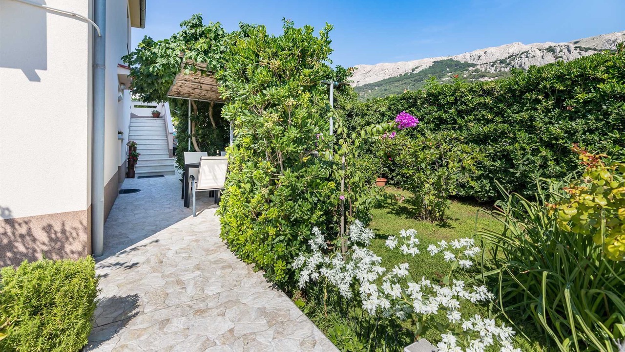 Photo of Outdoor in Jurandvor