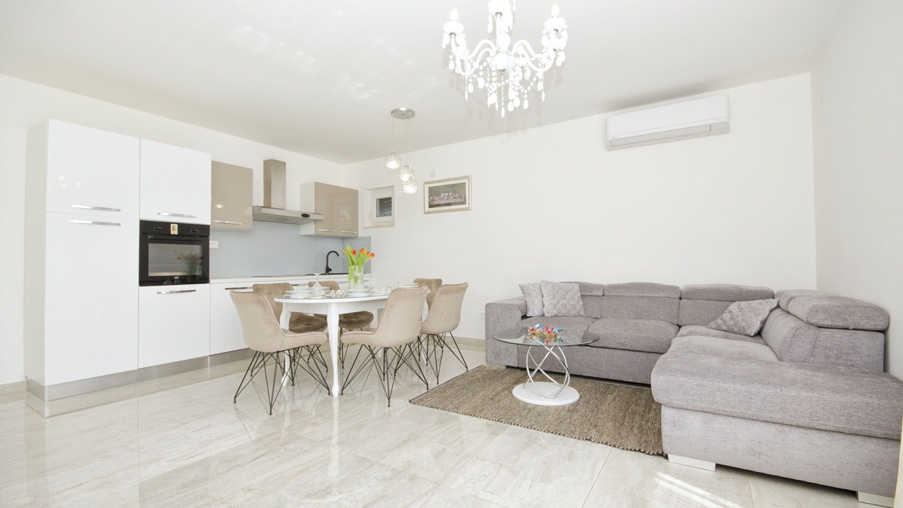 Photo of Livingroom in Neoric