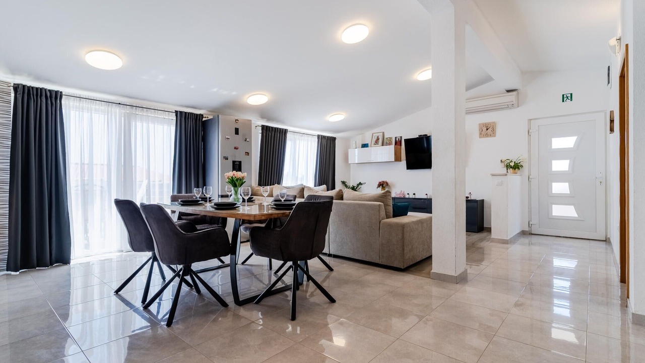 Photo of Bedroom in Solin