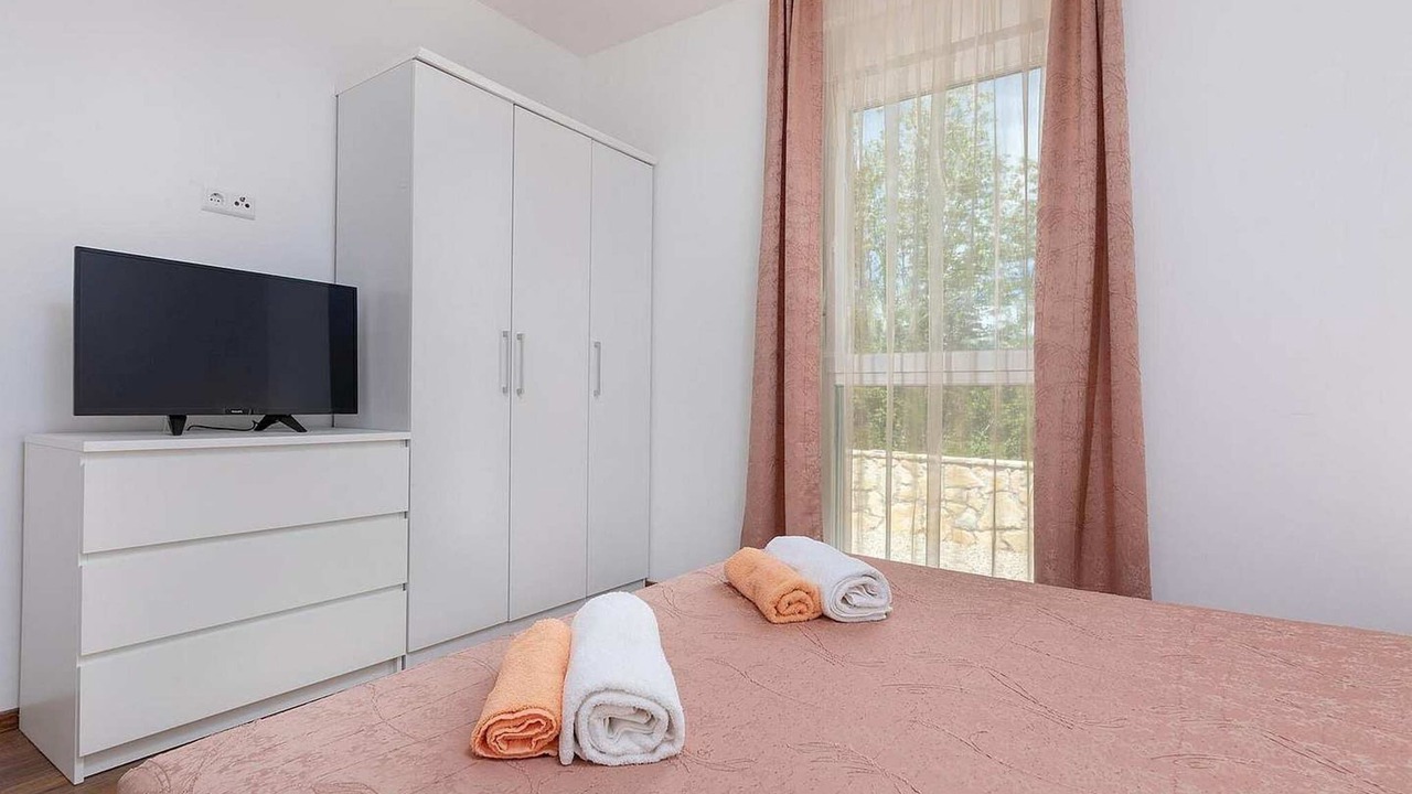 Photo of Bedroom in Santalezi
