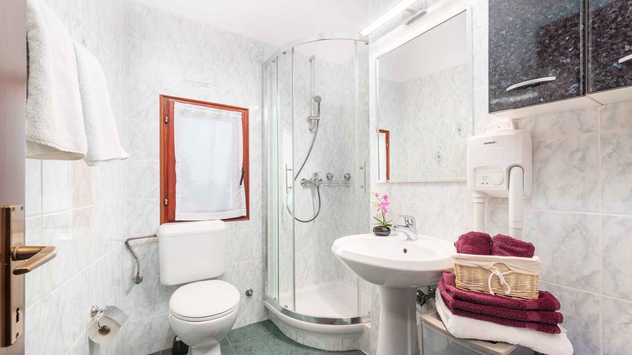 Photo of Bathroom in Kukci