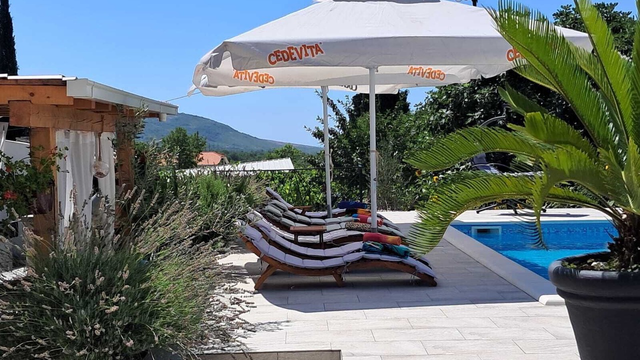 Photo of Outdoor in Seget