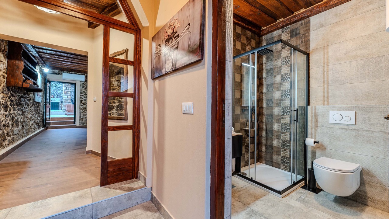 Photo of Bathroom in Sukosan