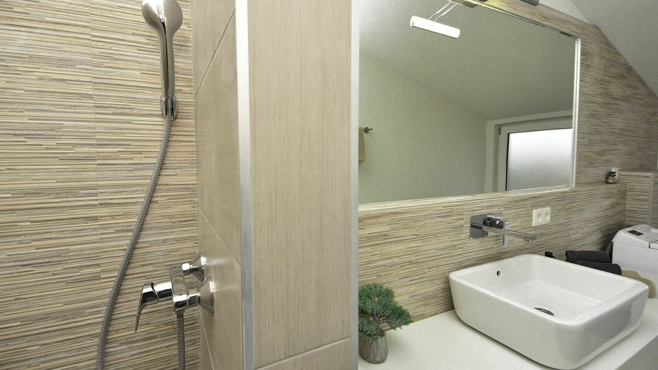 Photo of Bathroom in Suhovare