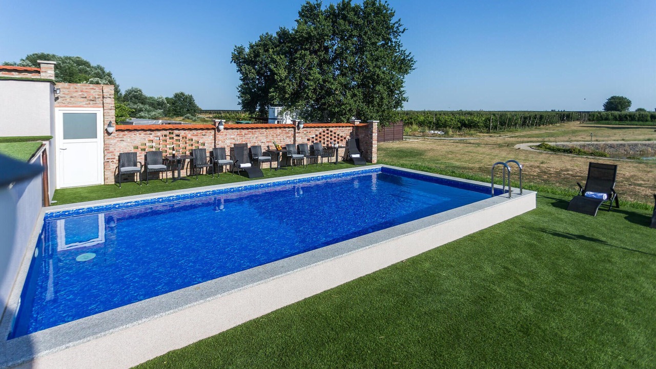 Photo of Outdoor in Svajcarnica