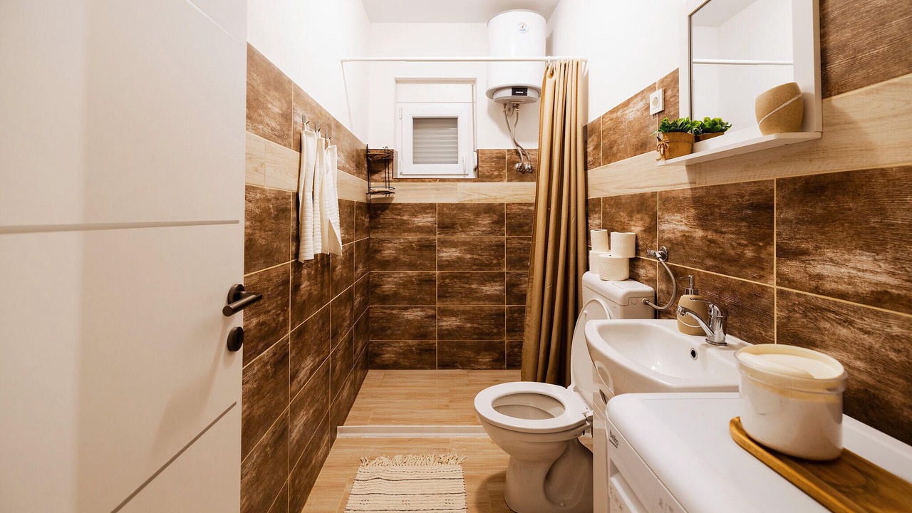 Photo of Bathroom in Seline