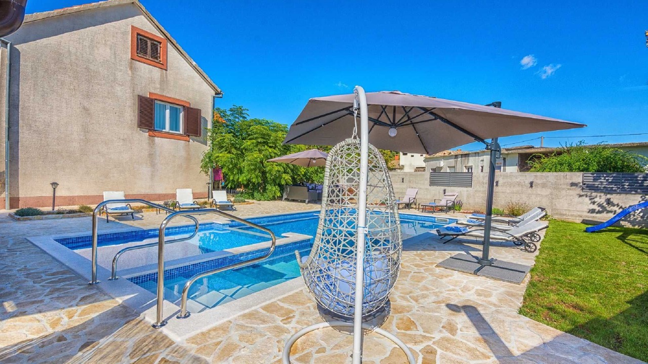 Photo of Outdoor in Smilcic
