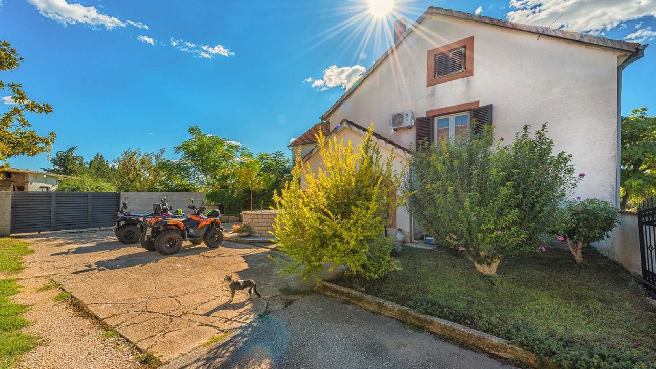 Photo of Outdoor in Smilcic
