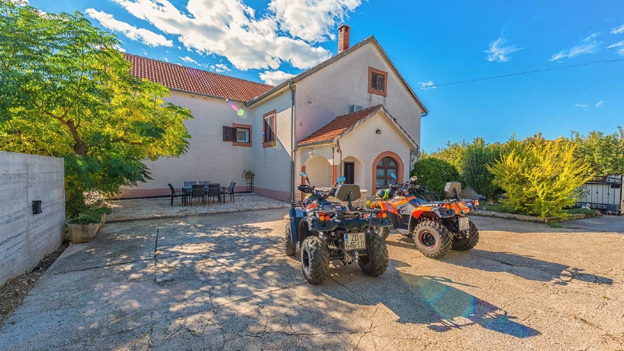 Photo of Outdoor in Smilcic