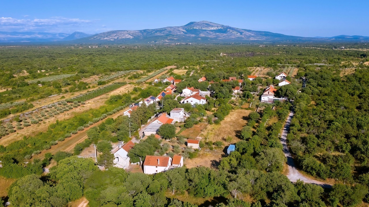 Photo of Outdoor in Puljane