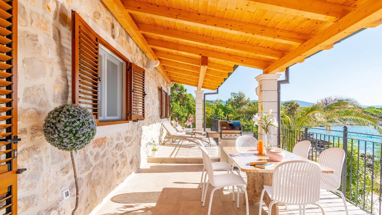 Photo of Outdoor in Loviste