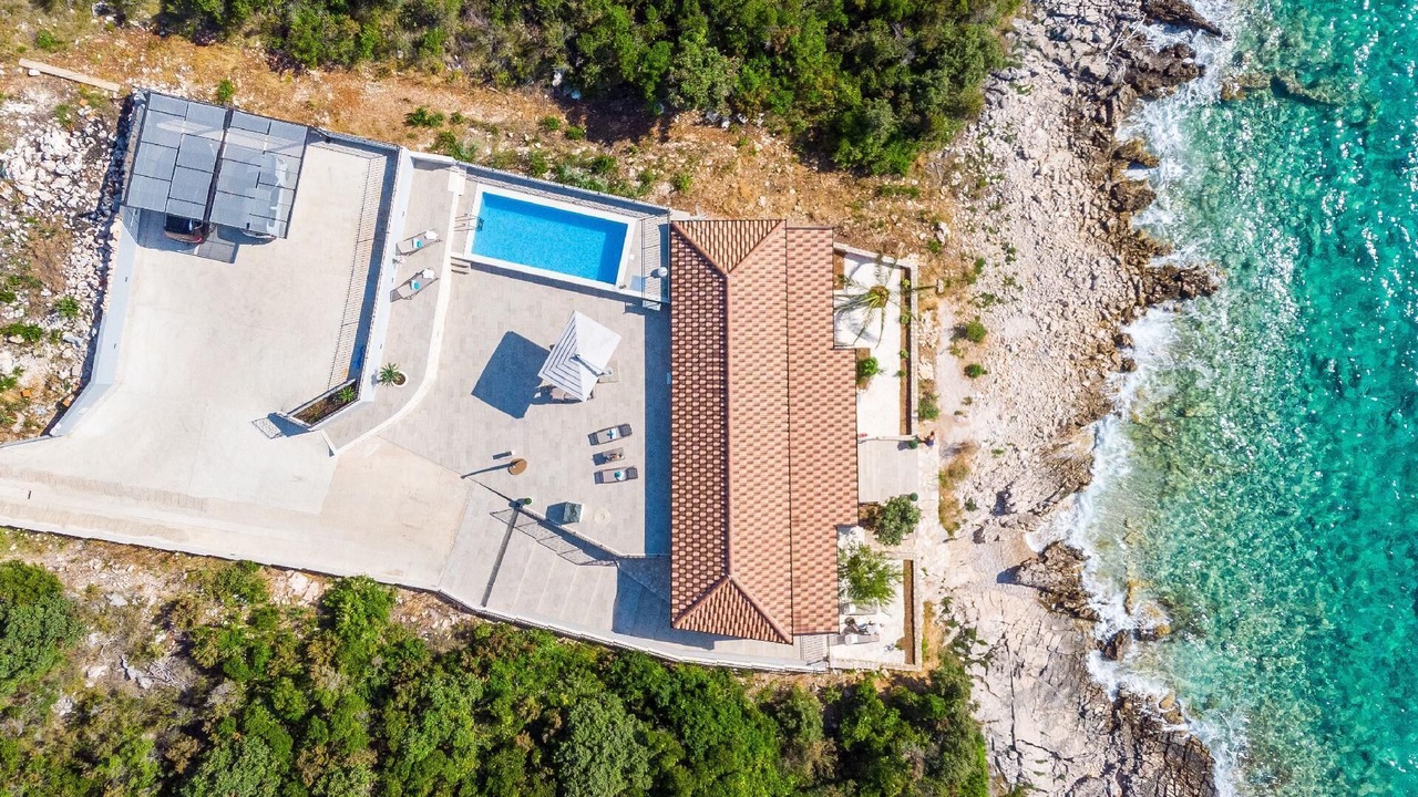 Photo of Outdoor in Loviste