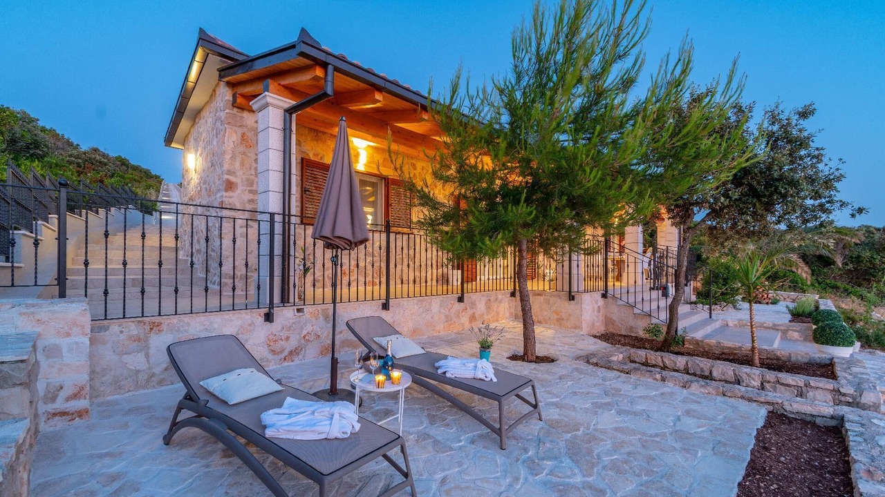 Photo of Patio Balcony in Loviste