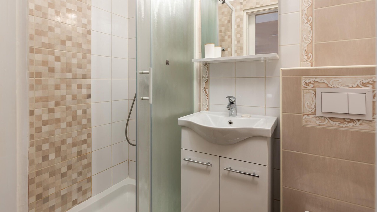 Photo of Bathroom in Rab