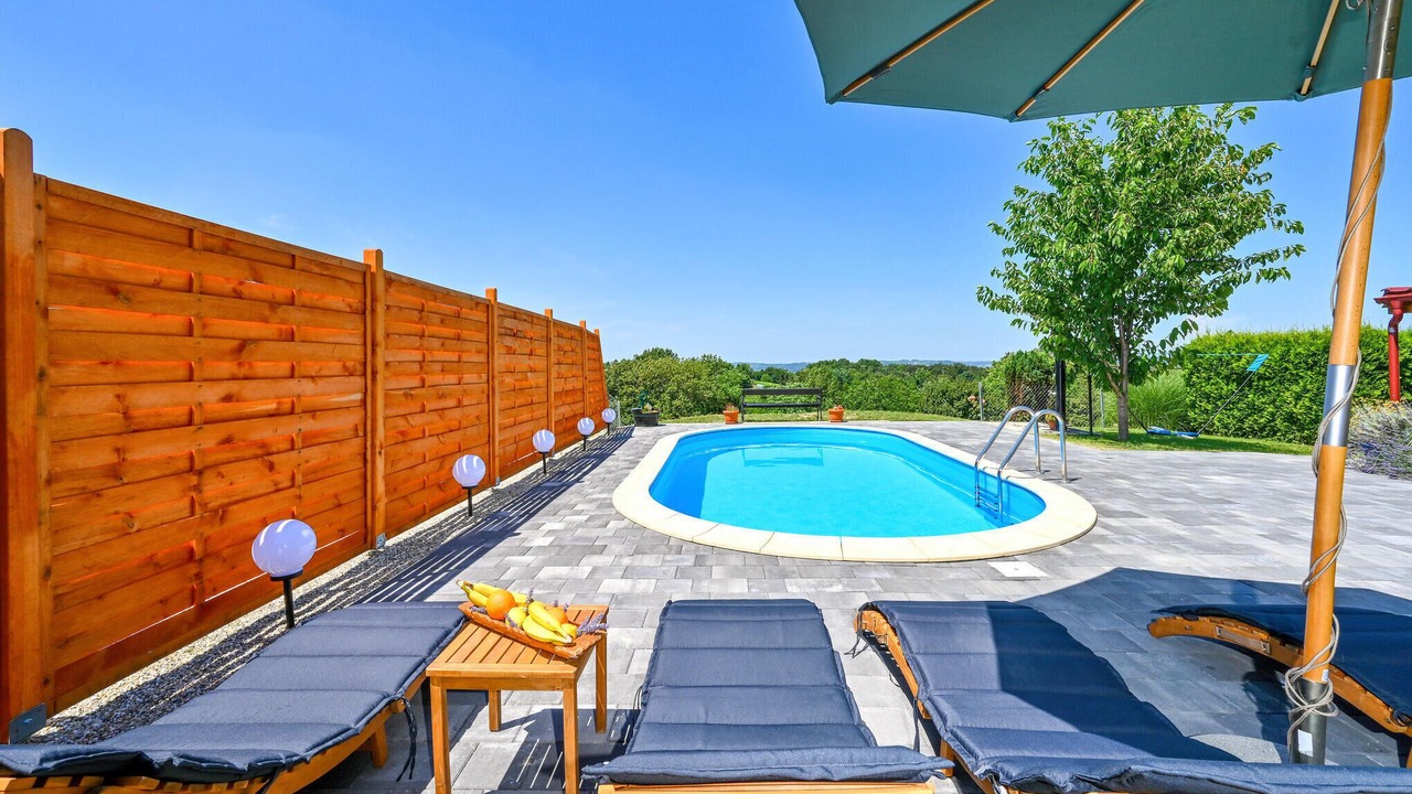 Photo of Outdoor in Cestica