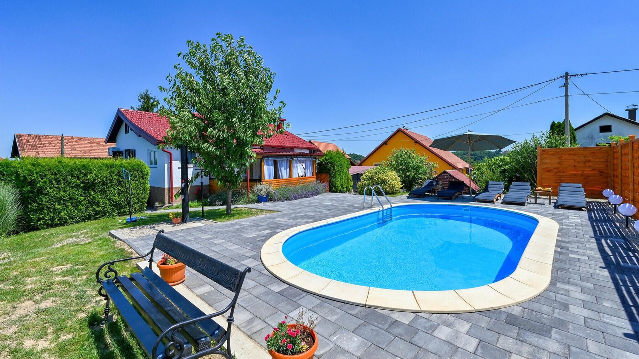 Photo of Outdoor in Cestica
