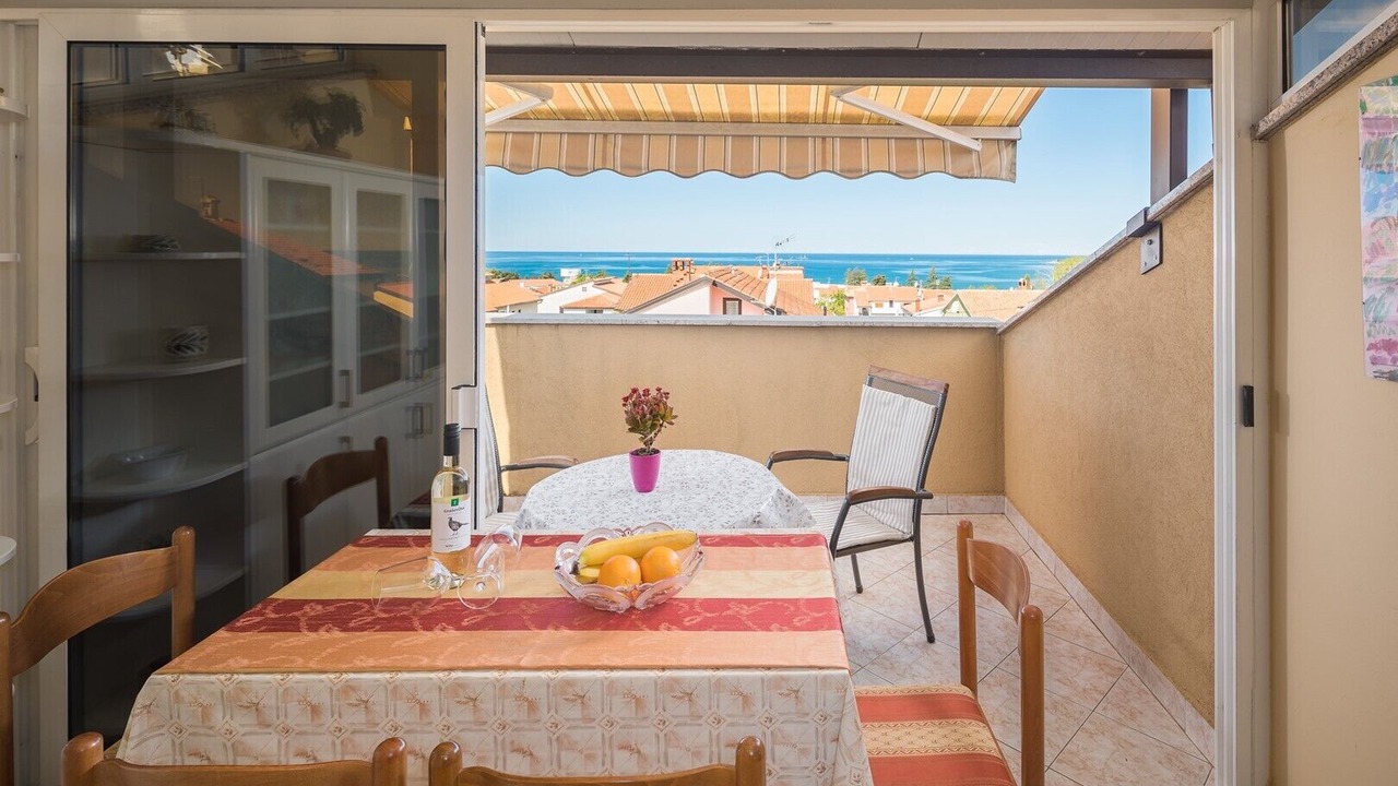 Photo of Outdoor in Spadici