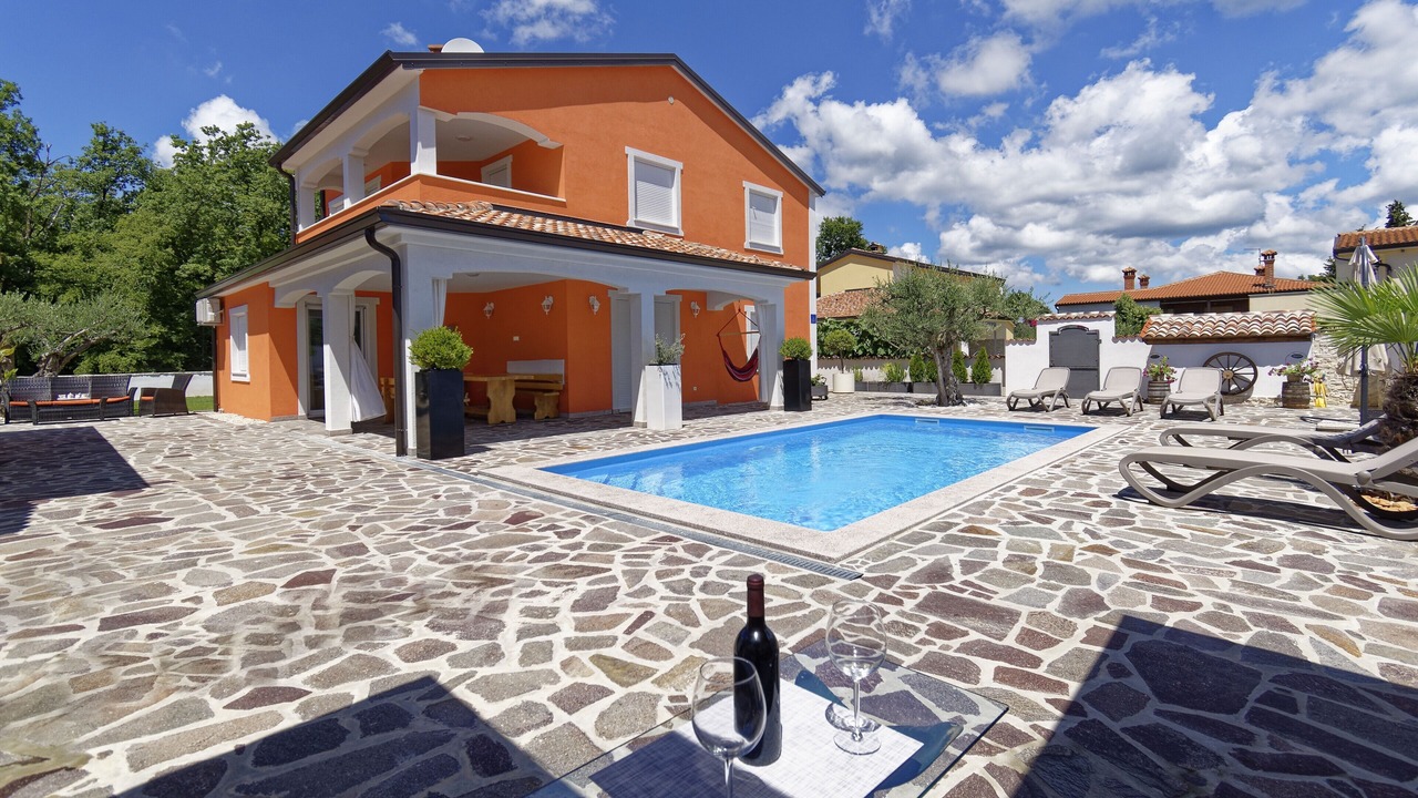 Photo of Outdoor in Kaldanija