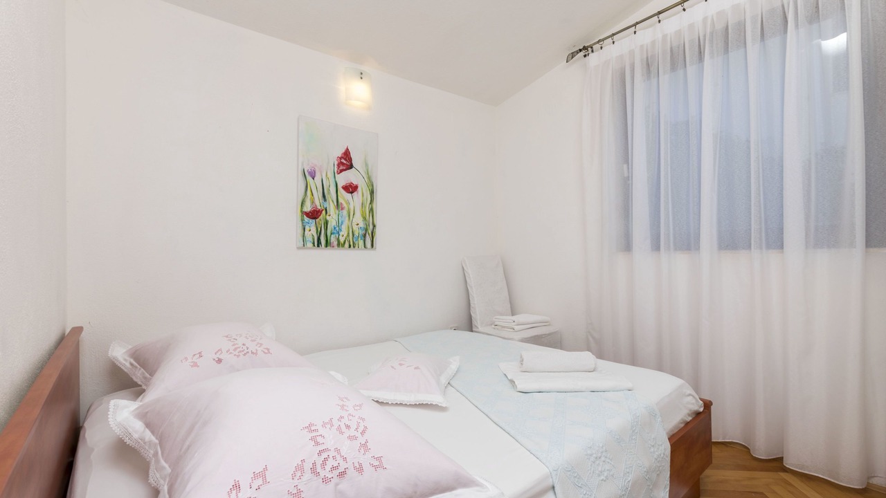 Photo of Bedroom in Okrug Donji