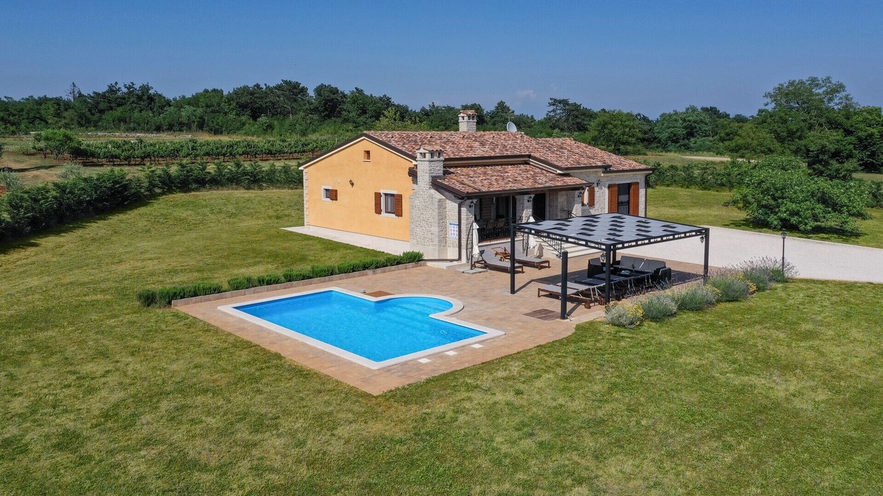 Photo of Outdoor in Munci