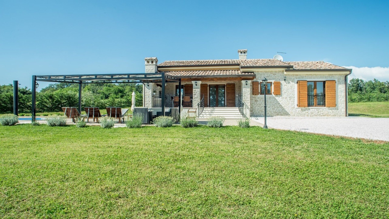 Photo of Outdoor in Munci