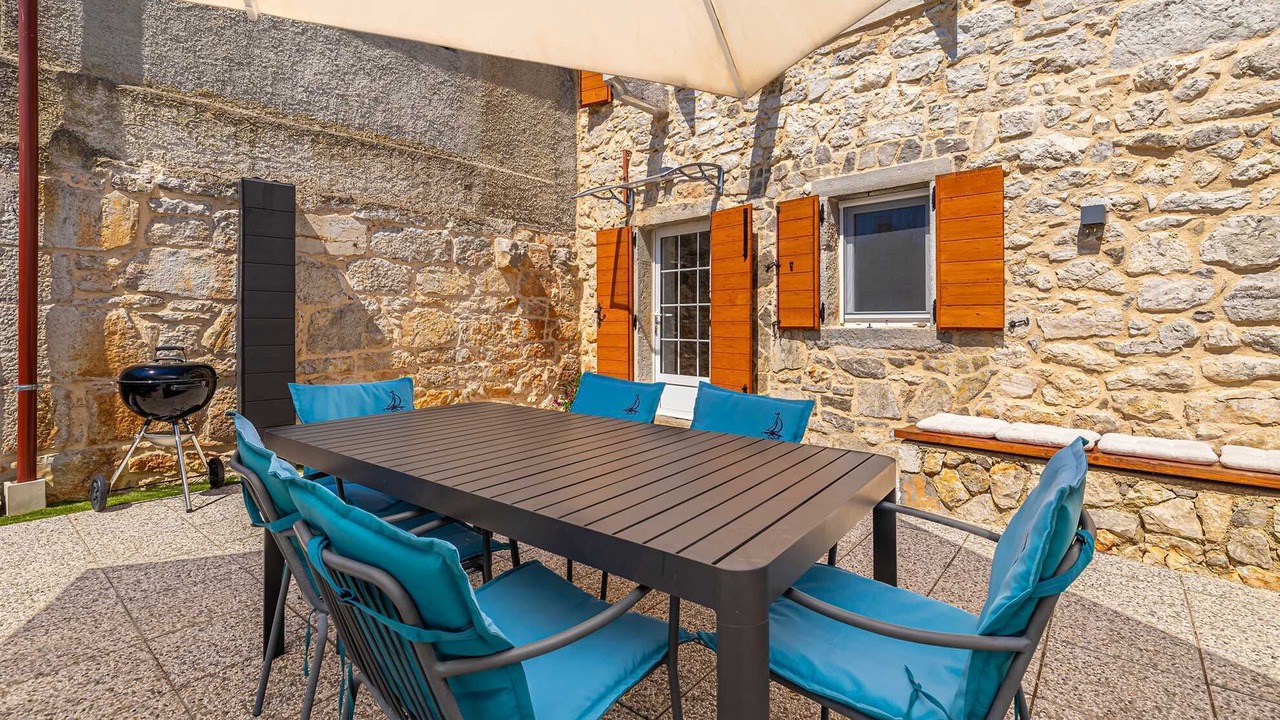 Photo of Outdoor in Brzac