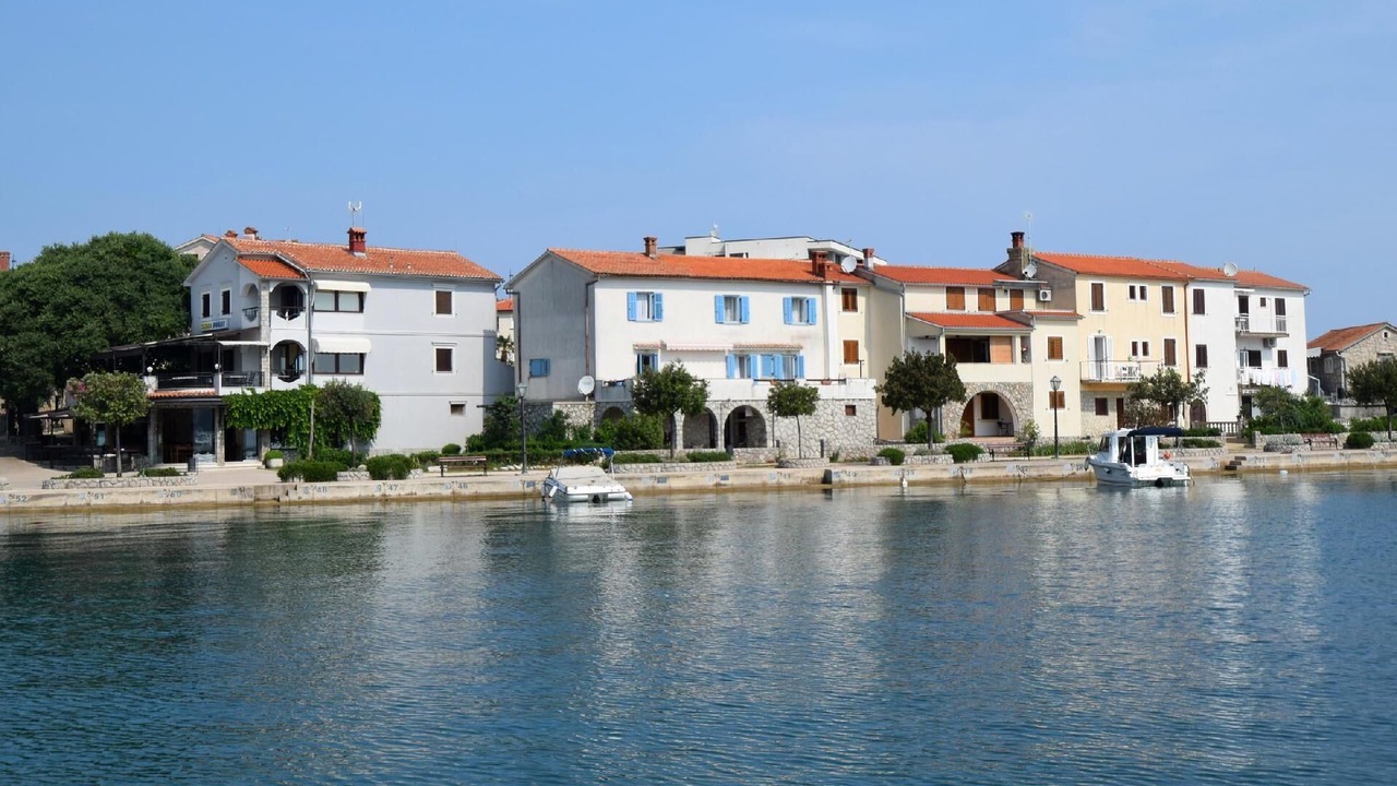 Photo of Outdoor in Porat