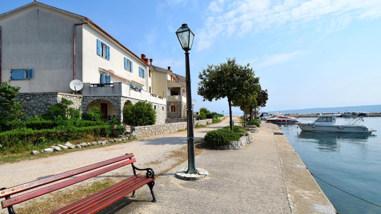 Photo of Outdoor in Porat