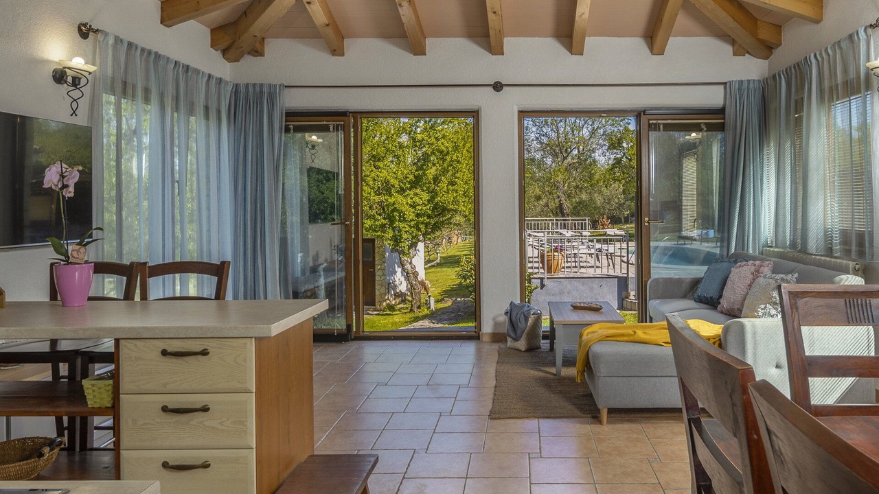 Photo of Livingroom in Nedescina