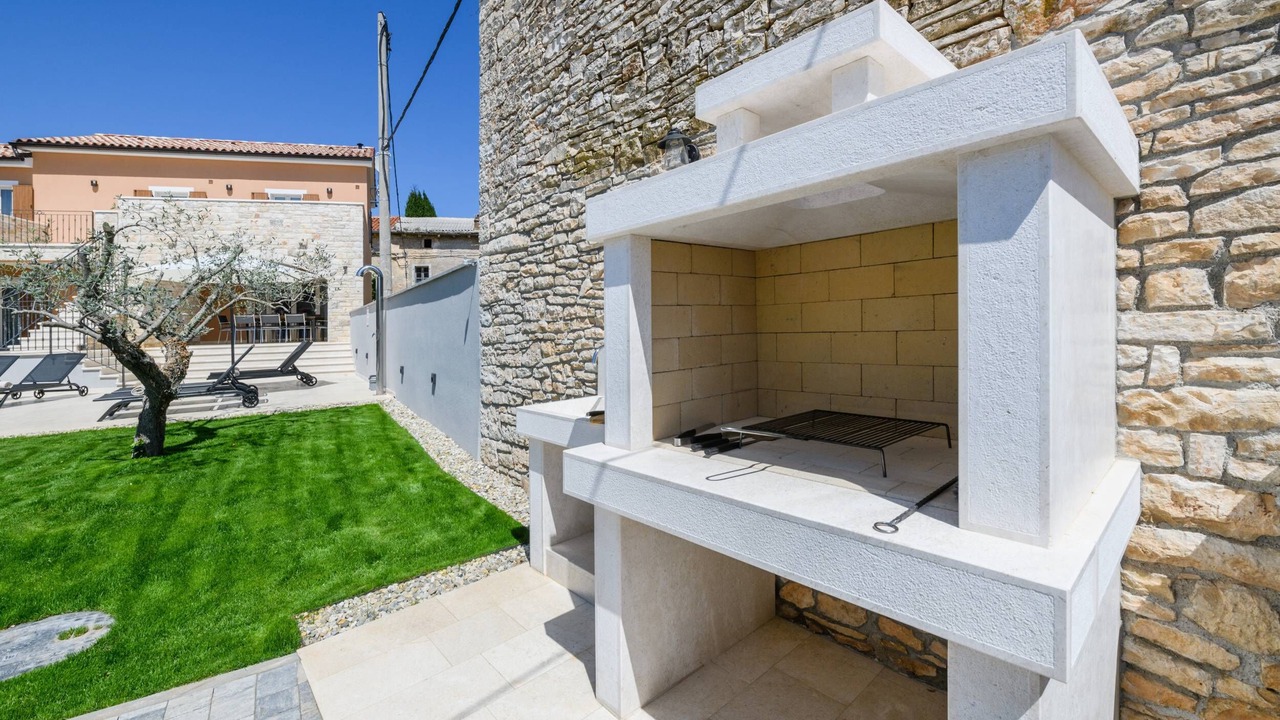 Photo of Patio Balcony in Jursici
