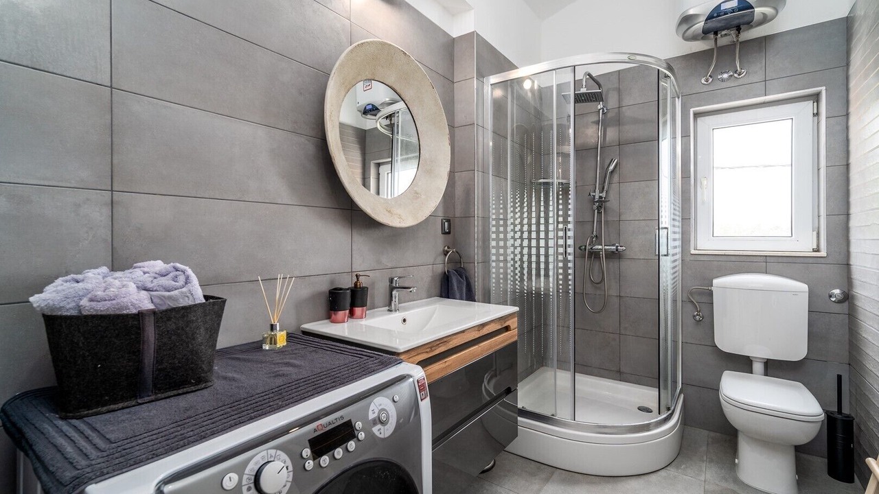 Photo of Bathroom in Marina