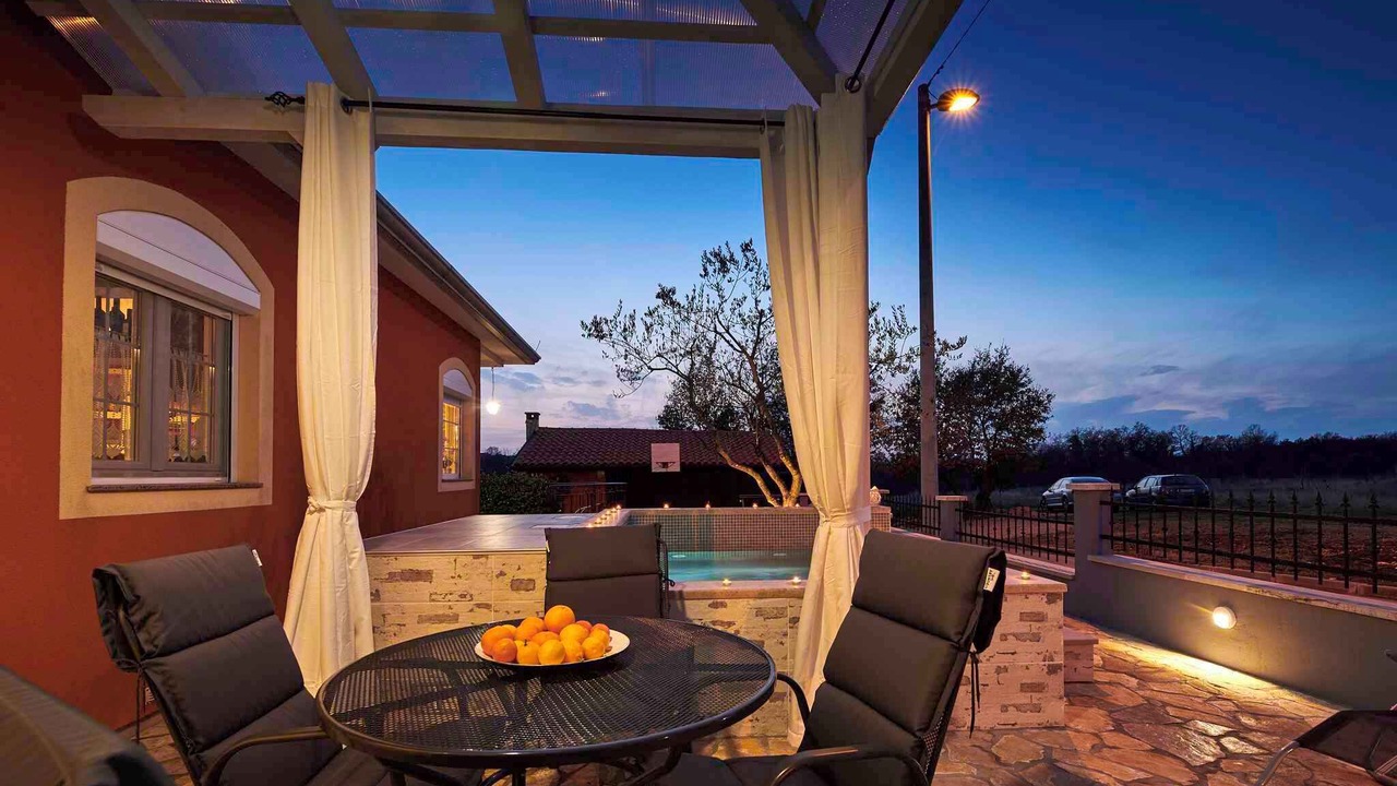 Photo of Outdoor in Finida